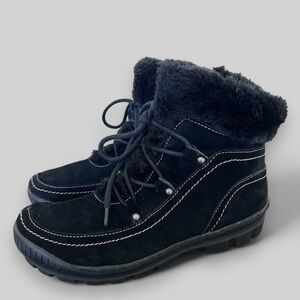 Bare Traps Deelya Suede Faux Fur Black Boots Water Resistant Side Zip Size 10 M